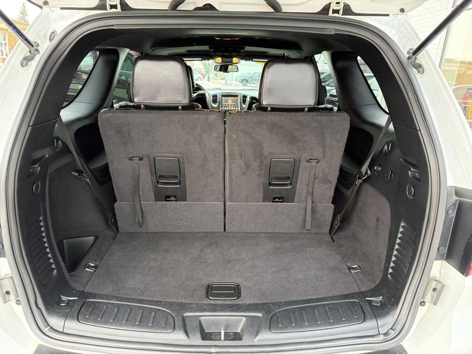 2016 Dodge Durango SXT, Blacktop Pkg, Preferred Pkg 23B, Heated Front Seats, Heated Steering Wheel, Sunroof