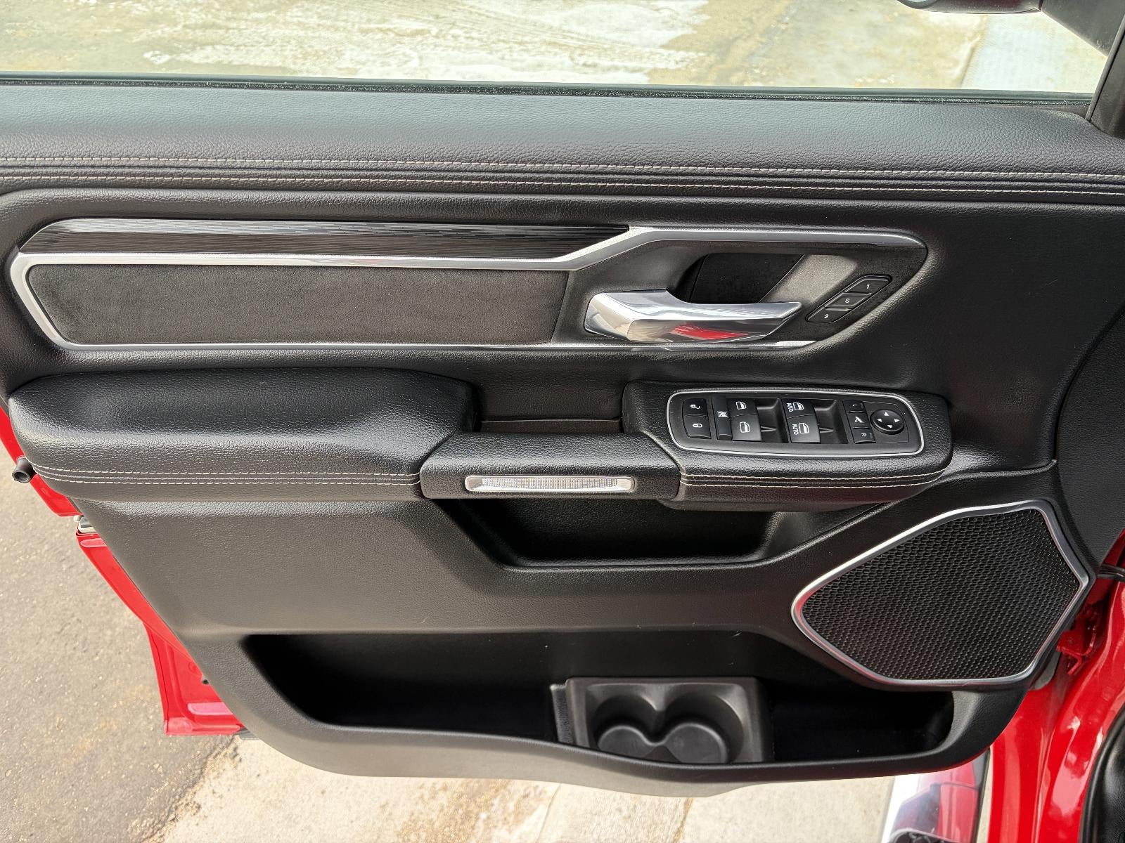 2023 RAM 1500 Laramie, 5.7L V8 HEMI, Heated & Cooled Front Seats, 12in Touch Screen, Heated Steering Wheel