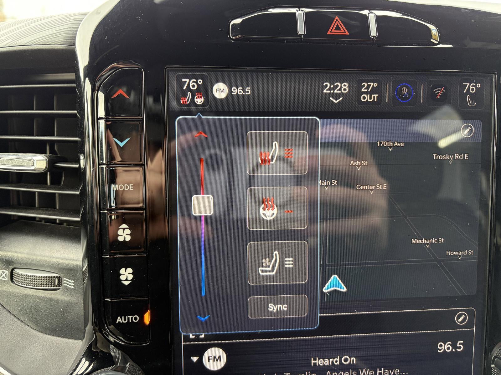 2023 RAM 1500 Laramie, 5.7L V8 HEMI, Heated & Cooled Front Seats, 12in Touch Screen, Heated Steering Wheel