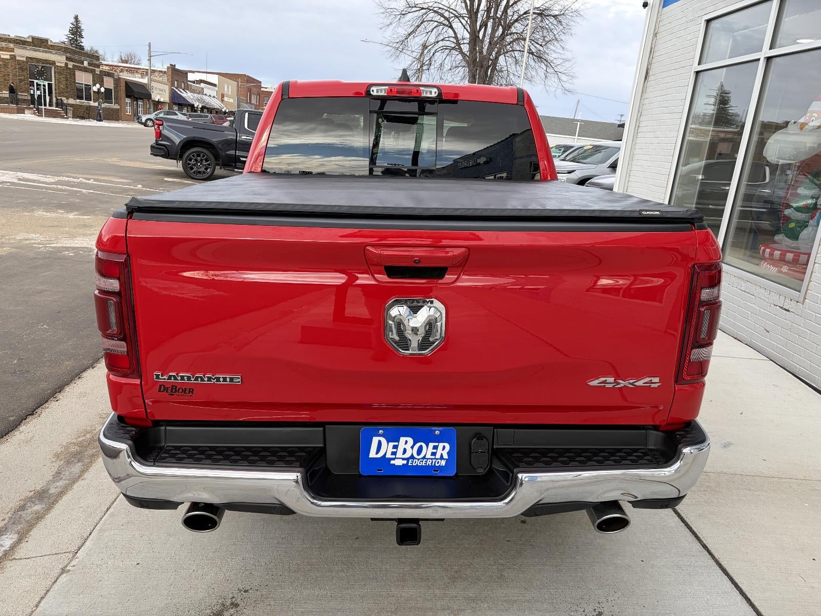 2023 RAM 1500 Laramie, 5.7L V8 HEMI, Heated & Cooled Front Seats, 12in Touch Screen, Heated Steering Wheel