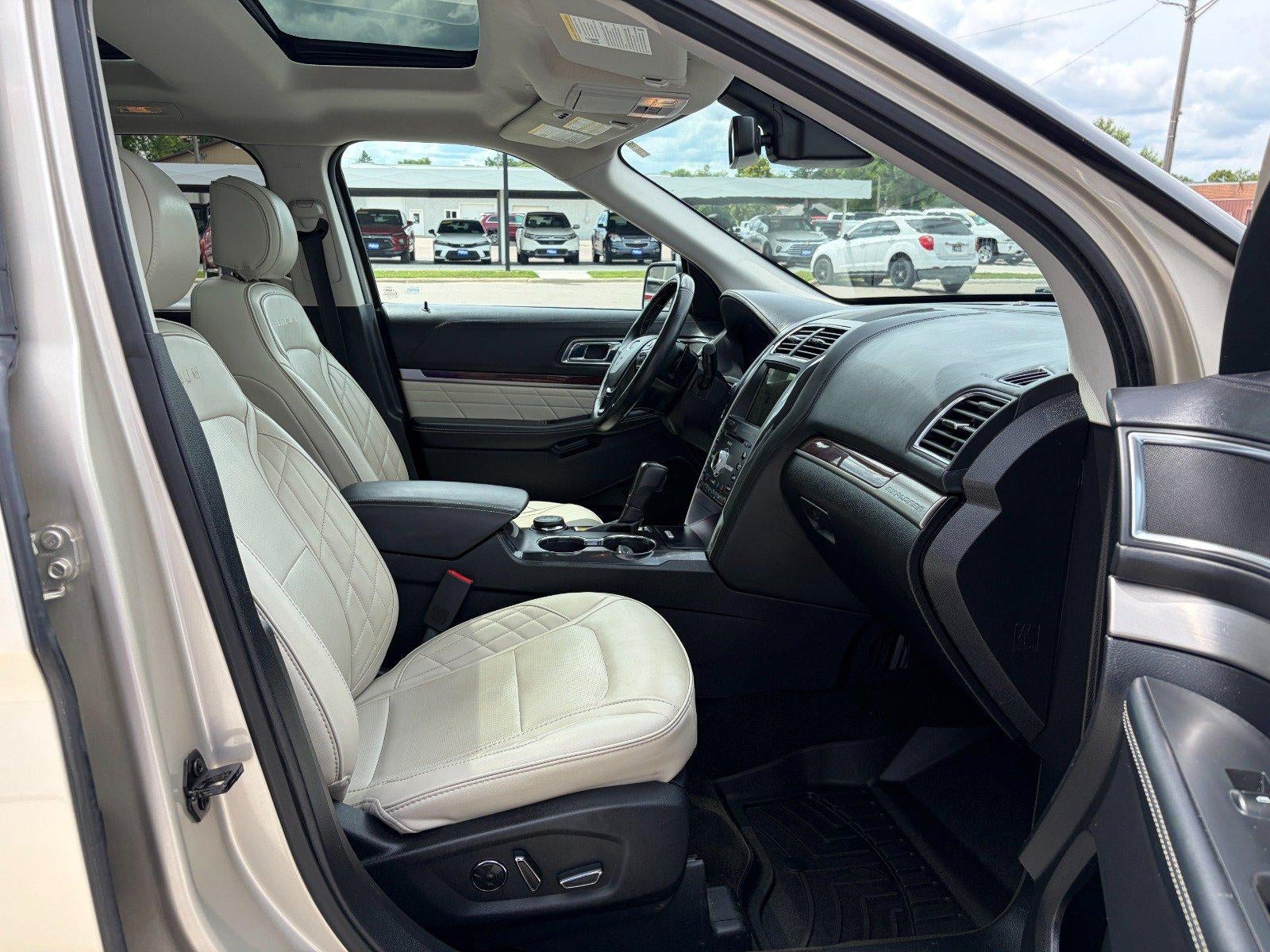2017 Ford Explorer Platinum, Dual Moonroof, Cooled/ Heated/ Massaging Seats, Sony Audio System