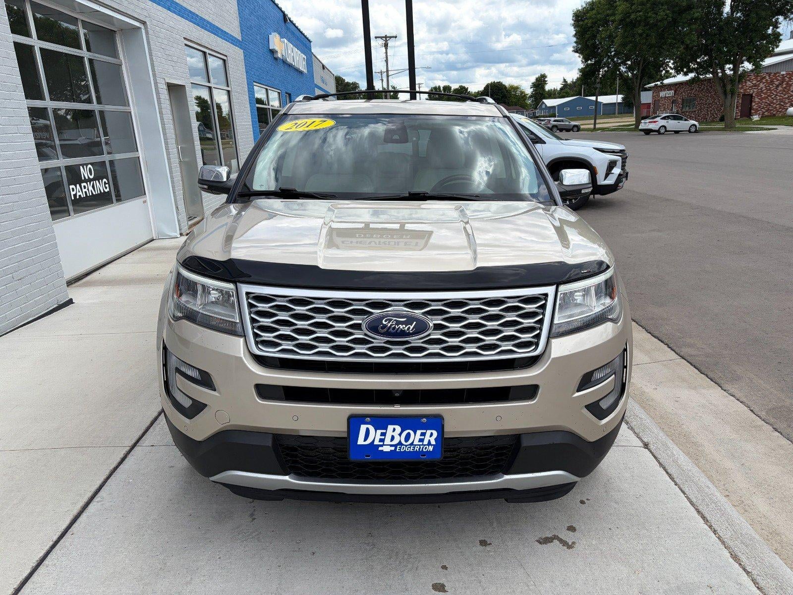 2017 Ford Explorer Platinum, Dual Moonroof, Cooled/ Heated/ Massaging Seats, Sony Audio System