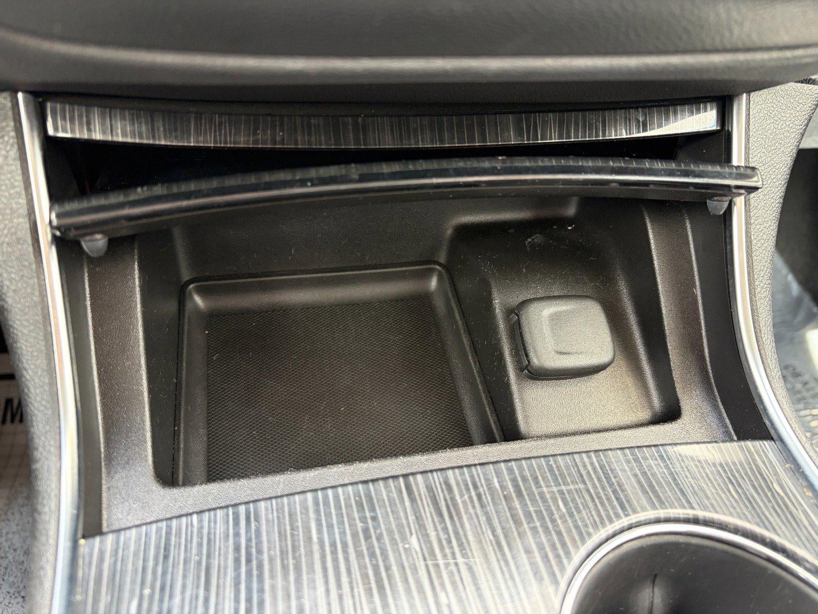 2017 Chevrolet Impala Premier, 3.6L V6, Style & Tech Pkg, Heated Front Seats, Apple CarPlay/ Android Auto