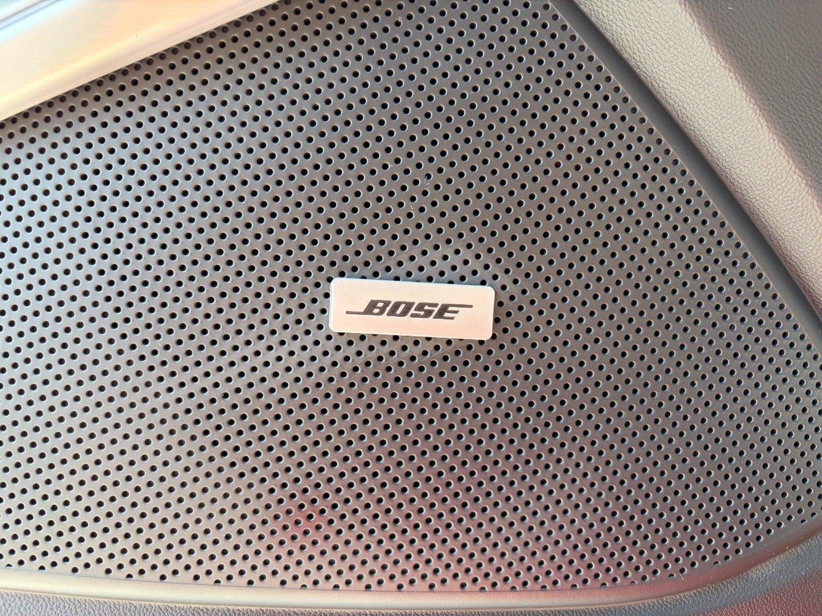 2017 Chevrolet Camaro 2LT, RS, Convenience & Lighting Pkg, Sunroof, Head-Up Display, Bose Audio, Wireless Charging
