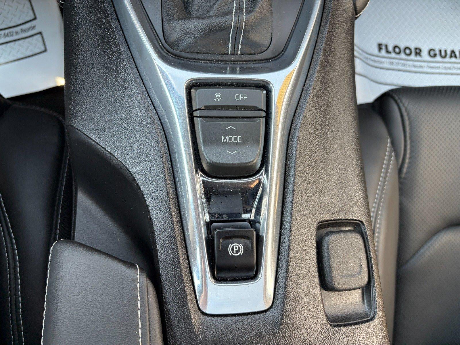 2017 Chevrolet Camaro 2LT, RS, Convenience & Lighting Pkg, Sunroof, Head-Up Display, Bose Audio, Wireless Charging
