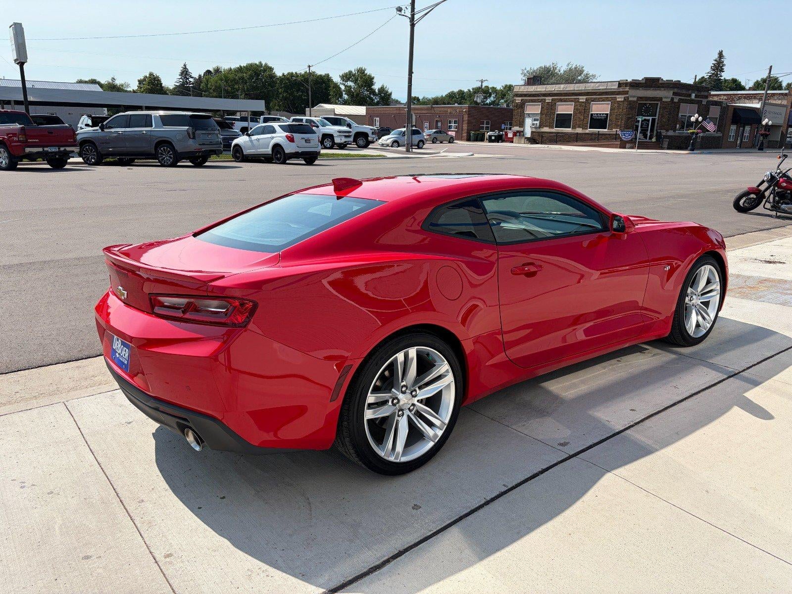 2017 Chevrolet Camaro 2LT, RS, Convenience & Lighting Pkg, Sunroof, Head-Up Display, Bose Audio, Wireless Charging