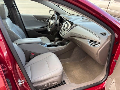 2018 Chevrolet Malibu LT, Convenience & Tech Pkg, Sun & Wheels Pkg, Leather Pkg, Sunroof w/ Skylight, Bose Audio