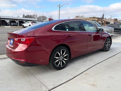 2018 Chevrolet Malibu LT, Convenience & Tech Pkg, Sun & Wheels Pkg, Leather Pkg, Sunroof w/ Skylight, Bose Audio