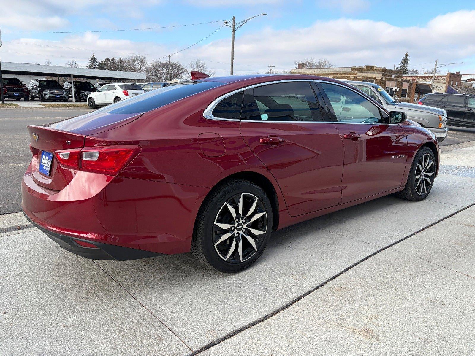 2018 Chevrolet Malibu LT, Convenience & Tech Pkg, Sun & Wheels Pkg, Leather Pkg, Sunroof w/ Skylight, Bose Audio