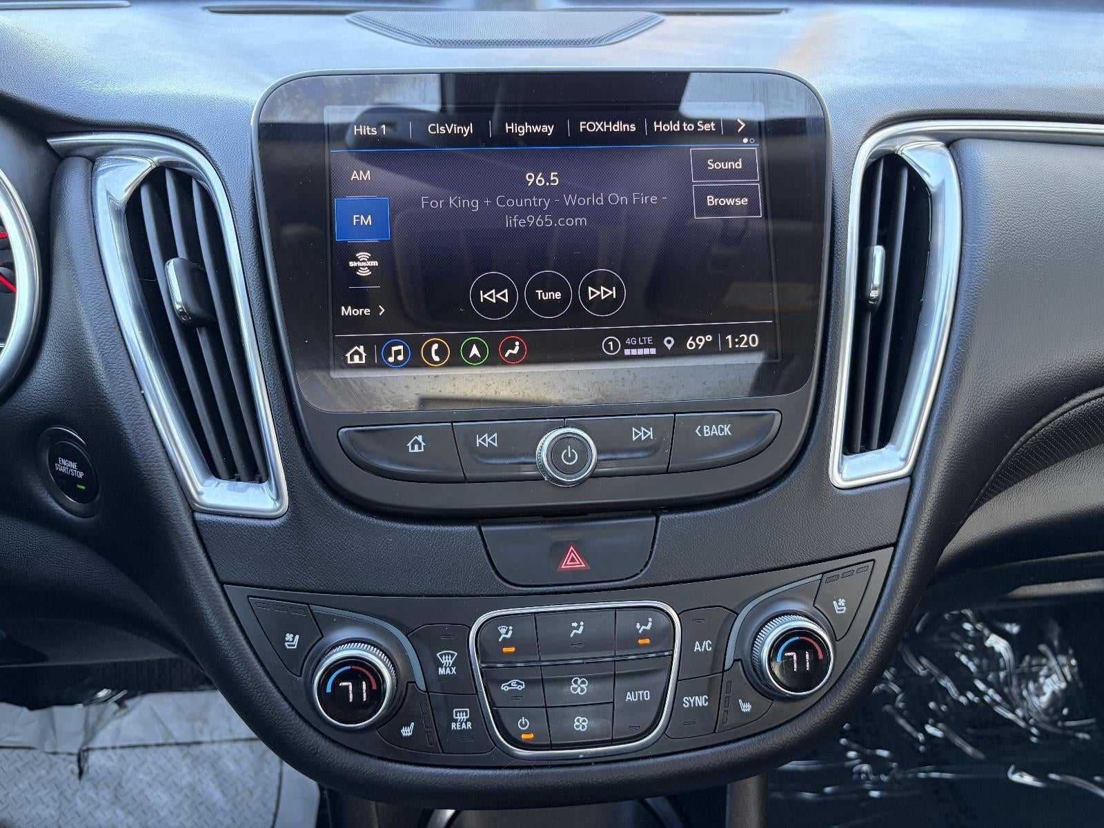 2022 Chevrolet Malibu Premier, Sun & Wheel Pkg, Adaptive Cruise, Automatic Parking Assist, Heated/ Cooled Front Seats