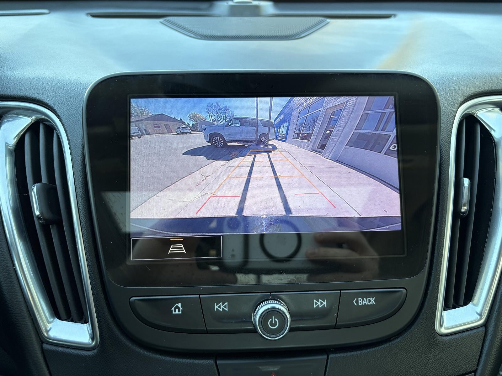 2022 Chevrolet Malibu Premier, Sun & Wheel Pkg, Adaptive Cruise, Automatic Parking Assist, Heated/ Cooled Front Seats