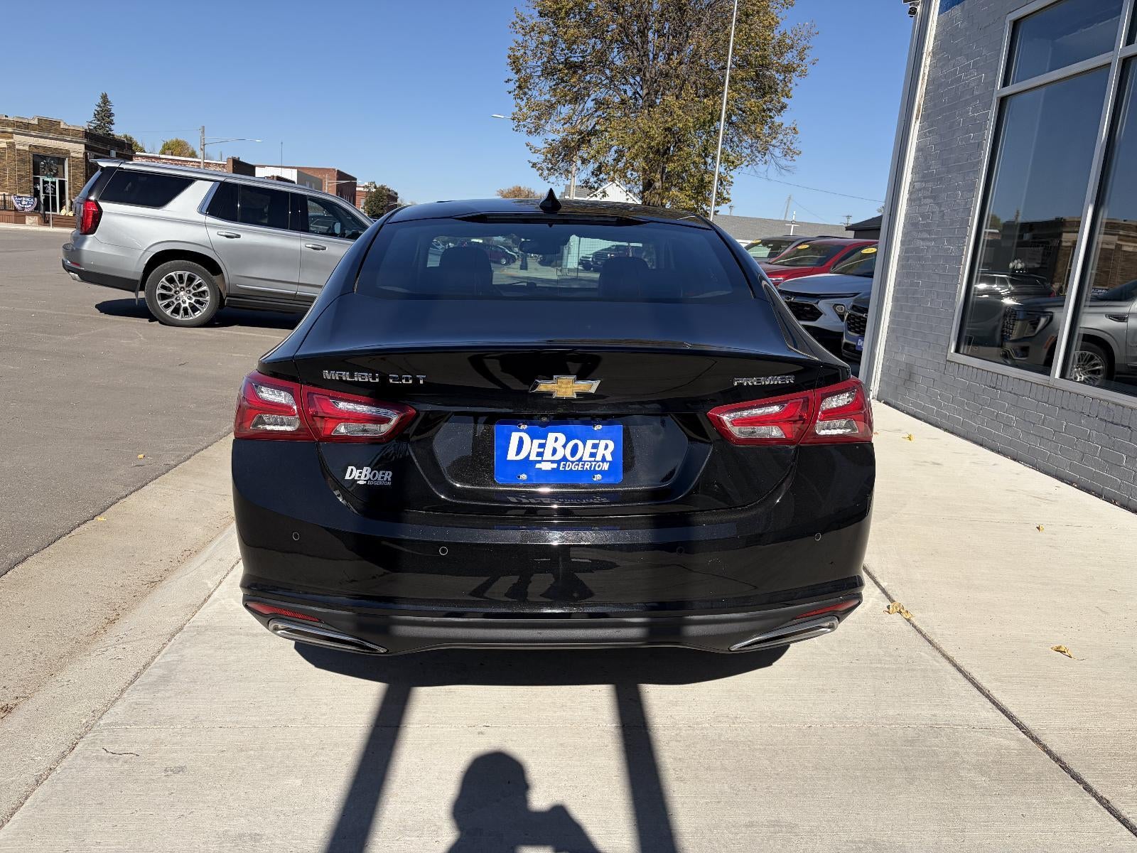 2022 Chevrolet Malibu Premier, Sun & Wheel Pkg, Adaptive Cruise, Automatic Parking Assist, Heated/ Cooled Front Seats