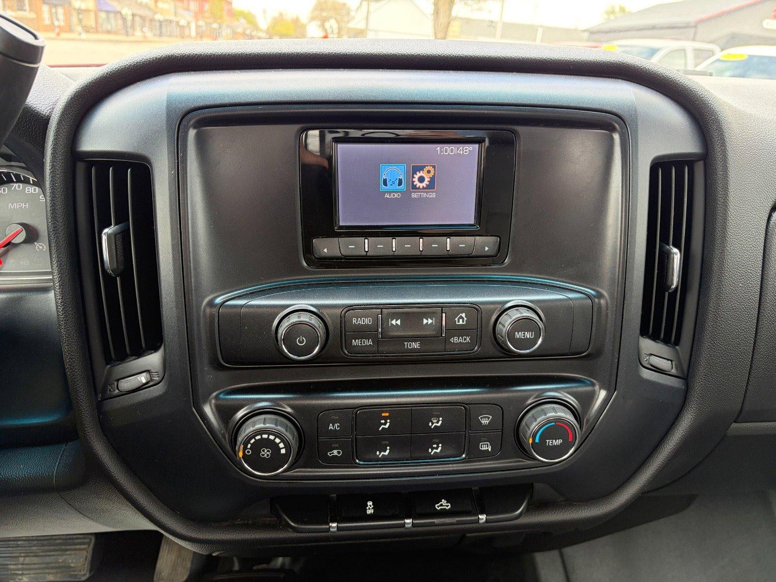 2015 Chevrolet Silverado 3500 HD Work Truck Convenience Pkg, 18" Chrome Wheels, Rearview Camera, Power Windows