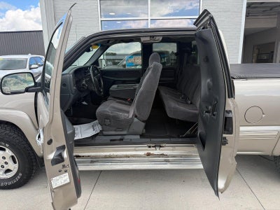 2002 Chevrolet Silverado 1500 LS