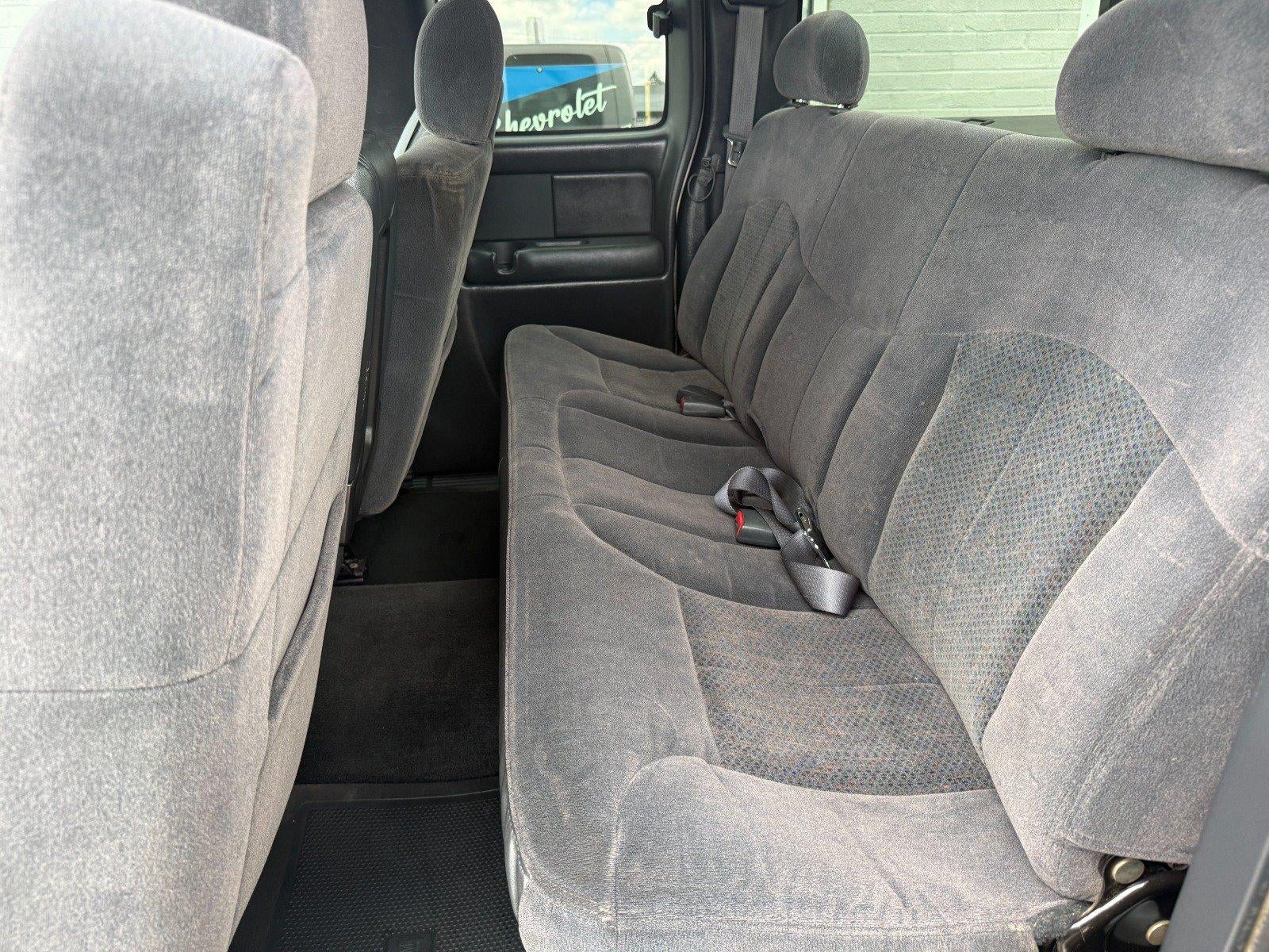 2002 Chevrolet Silverado 1500 LS
