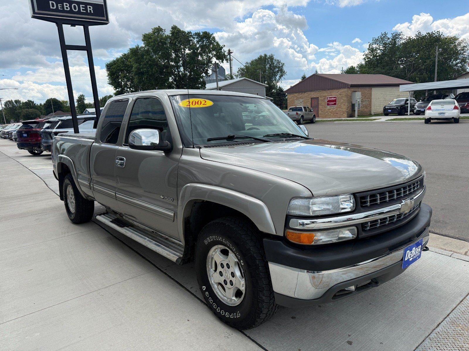 2002 Chevrolet Silverado 1500 LS