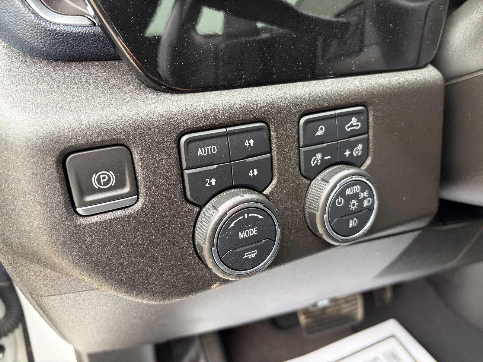 2022 Chevrolet Silverado 1500 High Country, Z71 Pkg, Sunroof, Heated Steering Wheel, Front & Rear Heated Seats