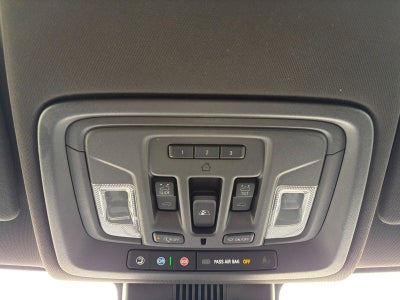 2022 Chevrolet Silverado 1500 High Country, Z71 Pkg, Sunroof, Heated Steering Wheel, Front & Rear Heated Seats