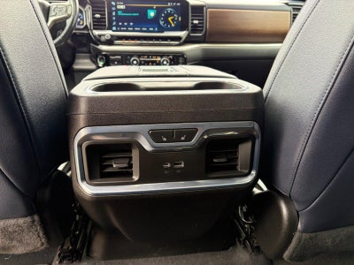 2022 Chevrolet Silverado 1500 High Country, Z71 Pkg, Sunroof, Heated Steering Wheel, Front & Rear Heated Seats