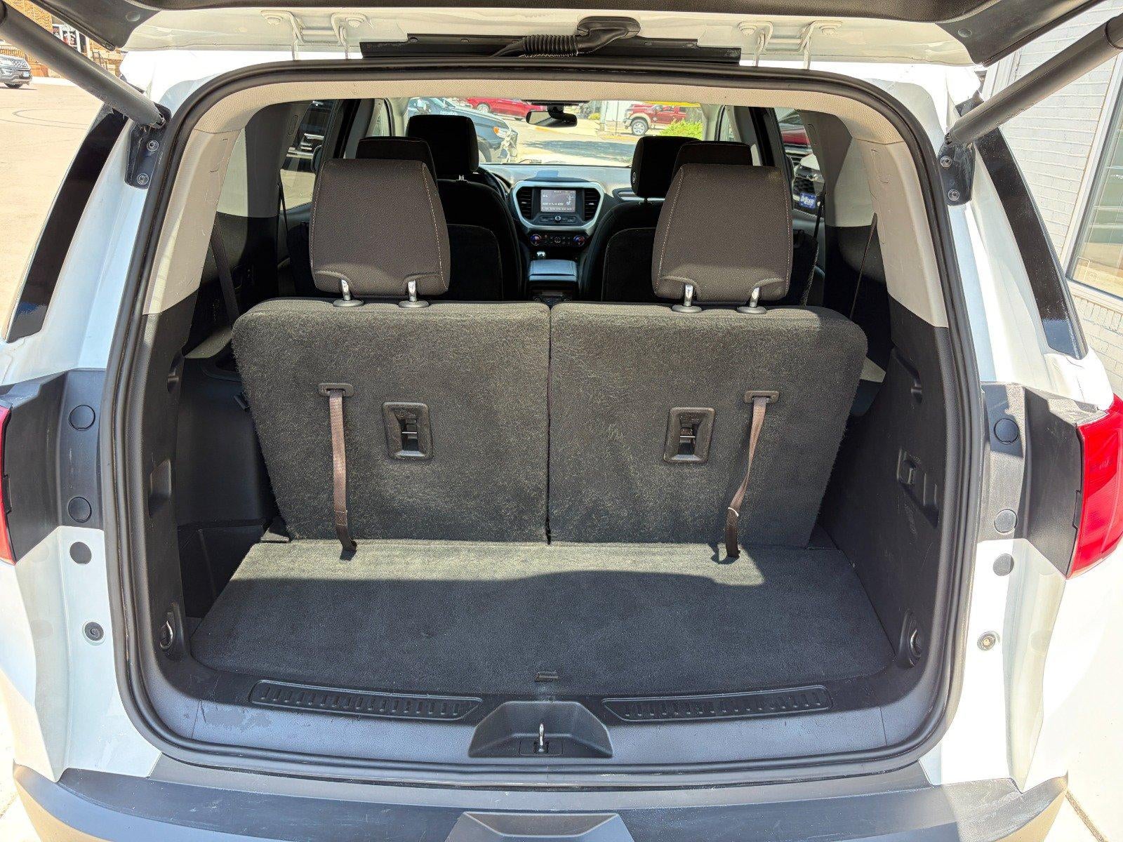 2019 GMC Acadia SLE, Heated Seats, Remote Start, Tri Zone Climate Control, Power Rear Liftgate