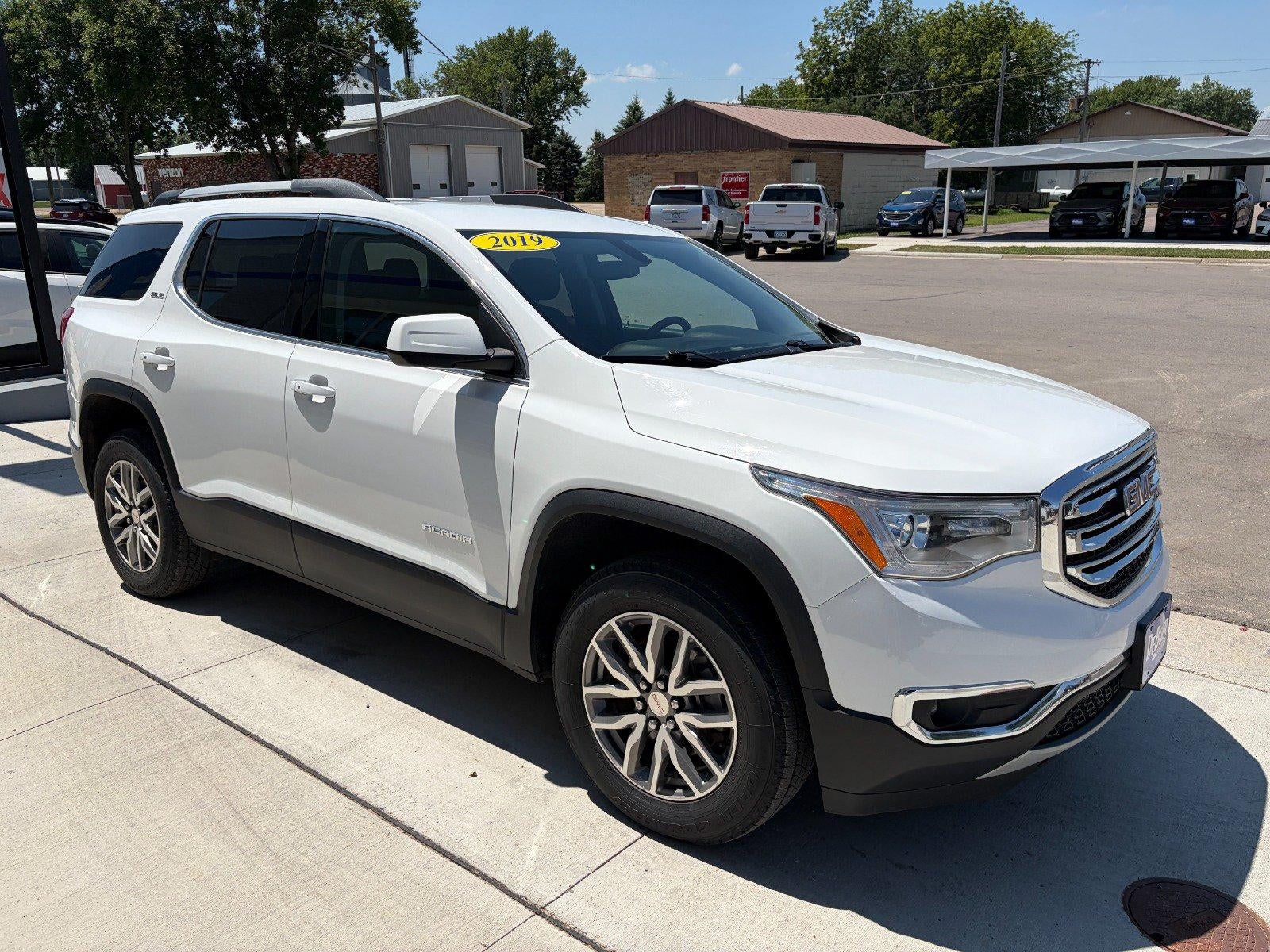 2019 GMC Acadia SLE, Heated Seats, Remote Start, Tri Zone Climate Control, Power Rear Liftgate