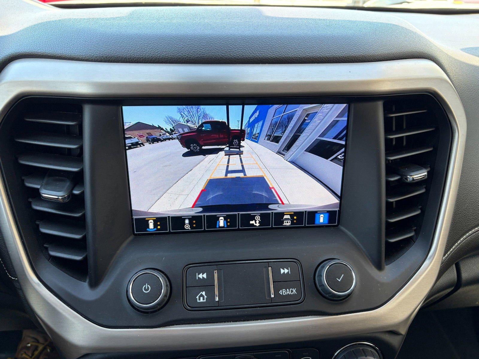 2022 GMC Acadia Denali