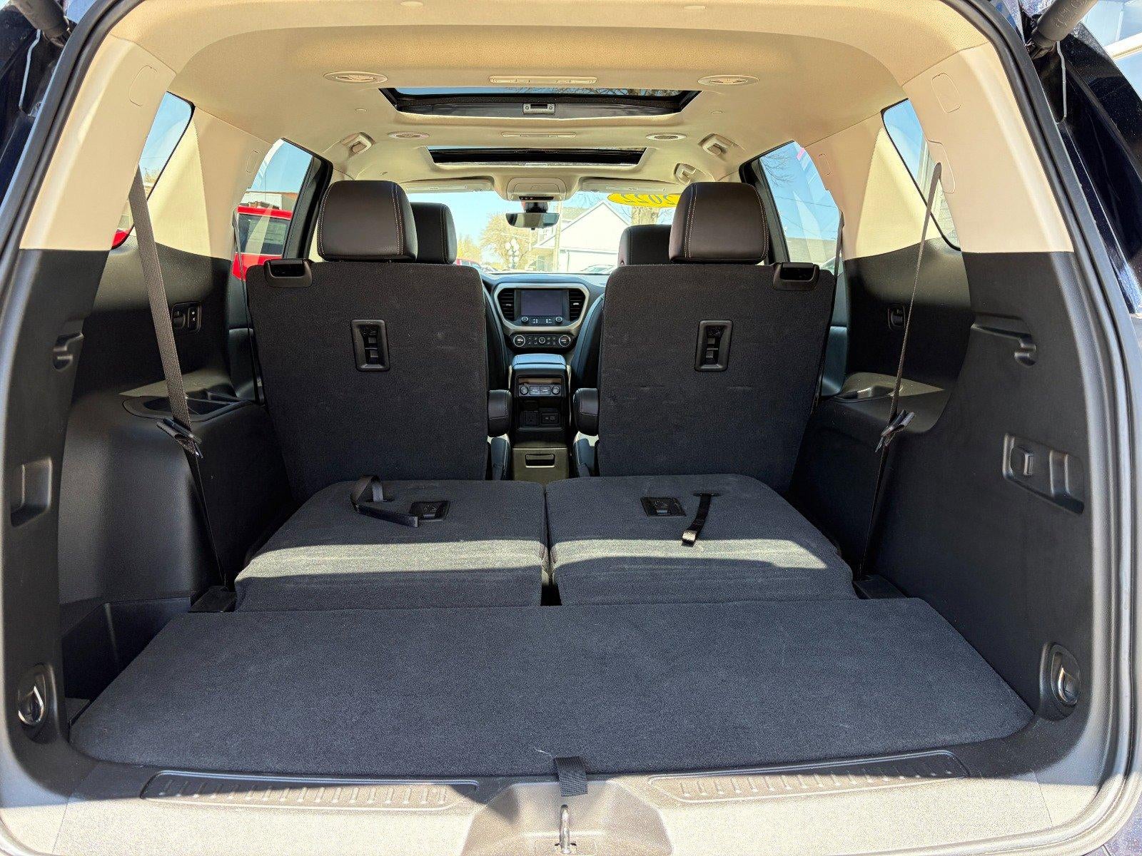 2022 GMC Acadia Denali