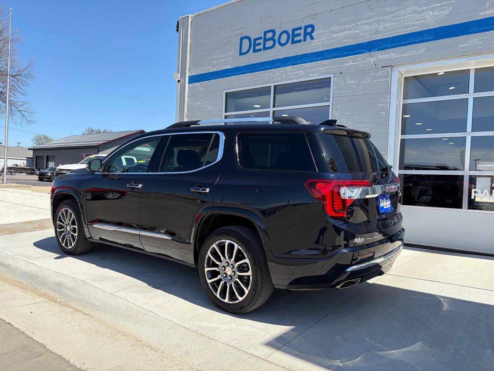 2022 GMC Acadia Denali