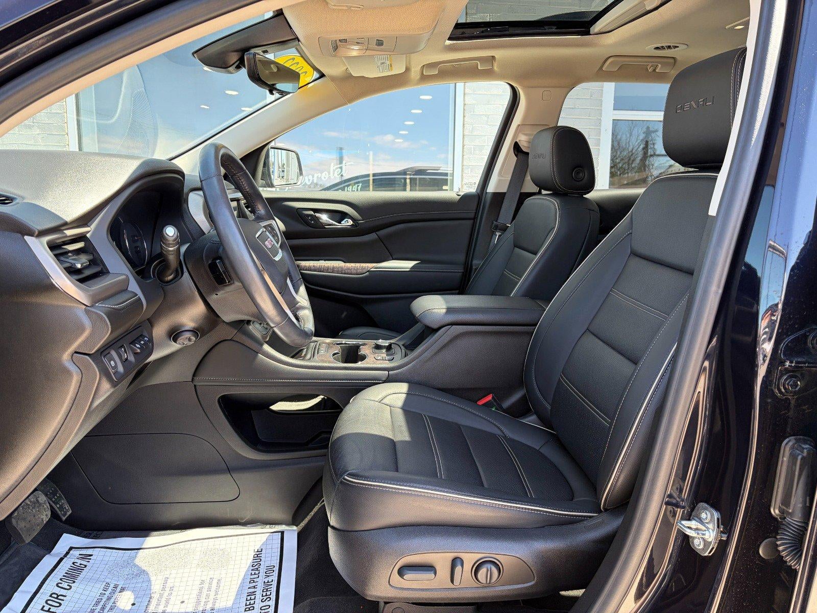 2022 GMC Acadia Denali