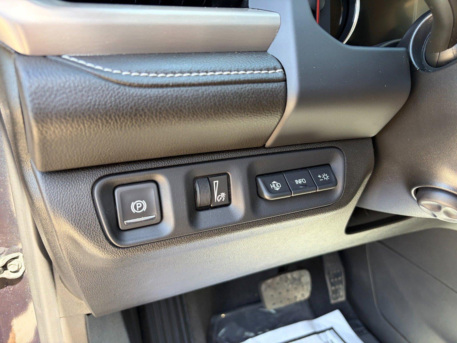 2022 GMC Acadia Denali