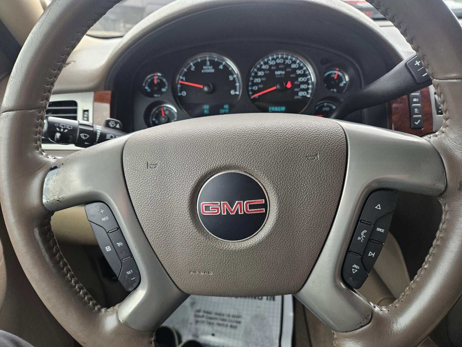 2011 GMC Yukon SLT, Leather, Heated Seats