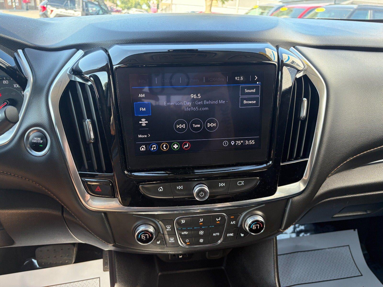 2021 Chevrolet Traverse LT, Heated Front Seats, Apple CarPlay/ Android Auto, Remote Start, 20" Wheels