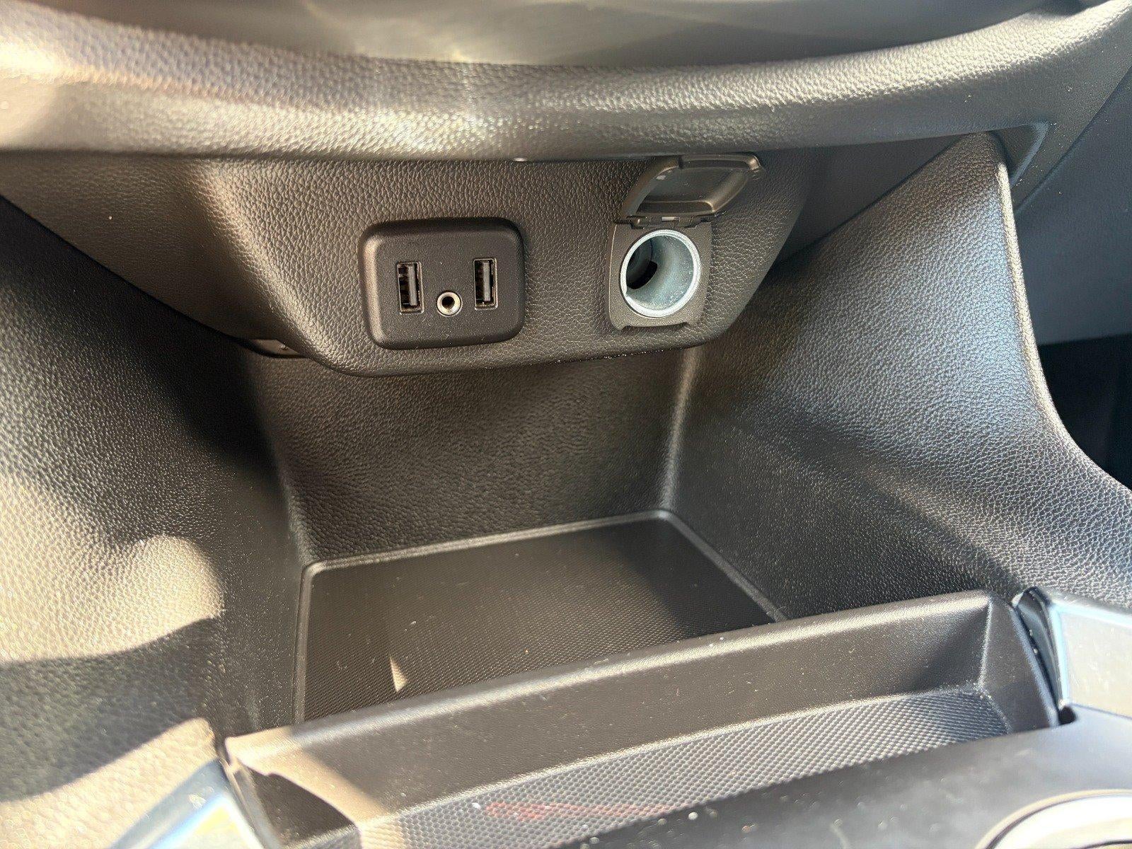 2021 Chevrolet Traverse LT, Heated Front Seats, Apple CarPlay/ Android Auto, Remote Start, 20" Wheels