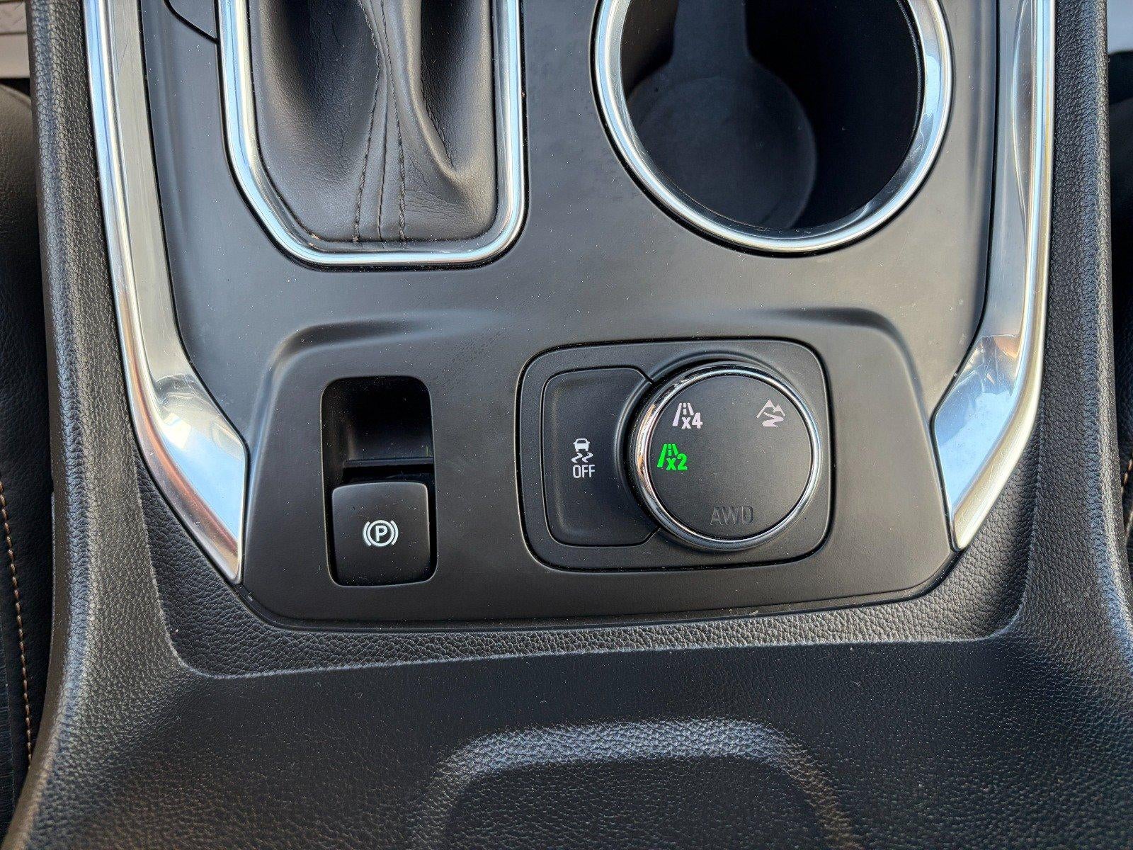 2021 Chevrolet Traverse LT, Heated Front Seats, Apple CarPlay/ Android Auto, Remote Start, 20" Wheels