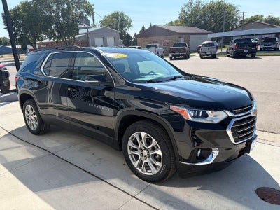 2021 Chevrolet Traverse LT, Heated Front Seats, Apple CarPlay/ Android Auto, Remote Start, 20" Wheels