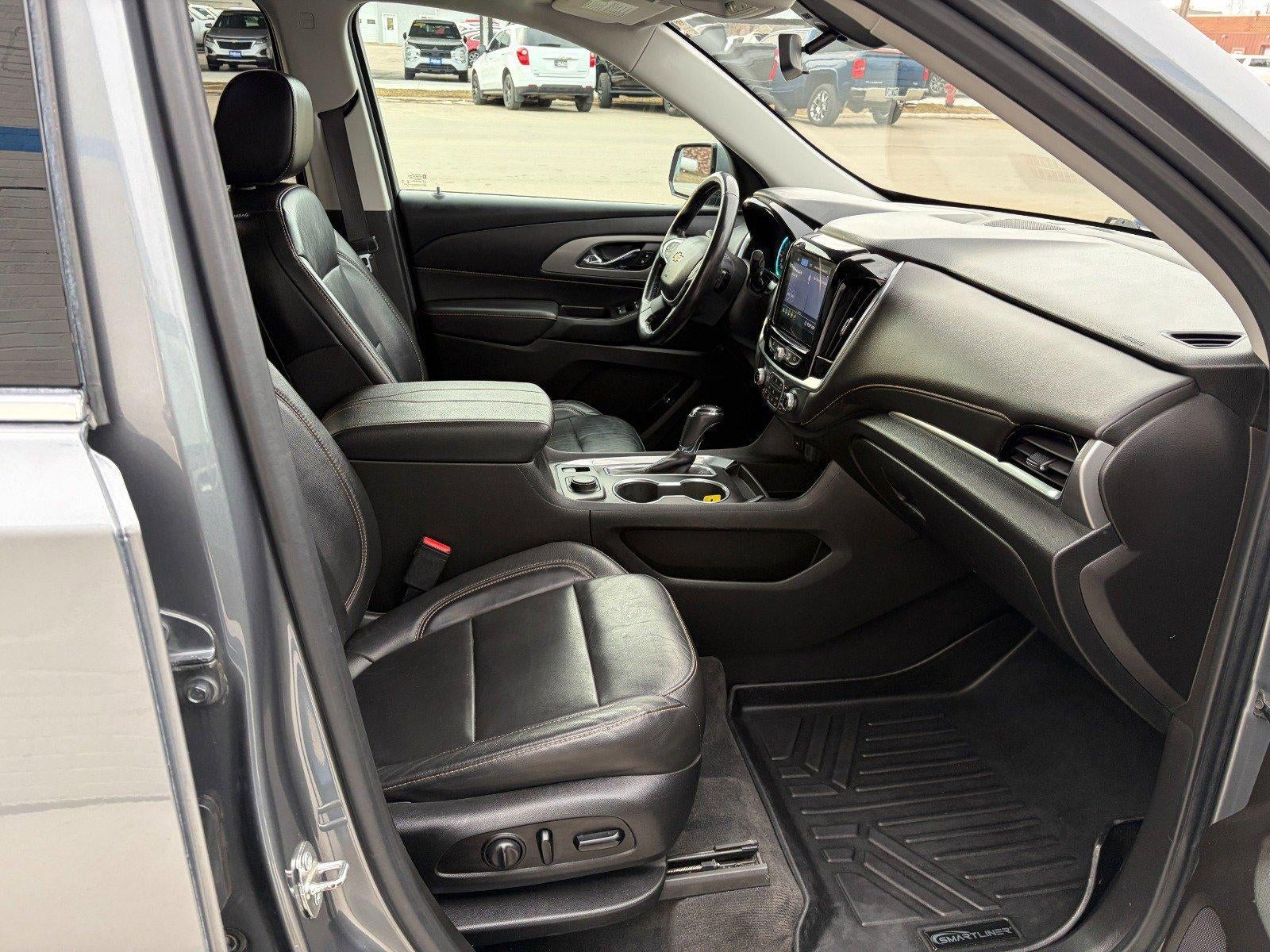 2020 Chevrolet Traverse 3LT, Convenience & Confidence Pkg, Heated Front Seats, Remote Start, Universal Home Remote