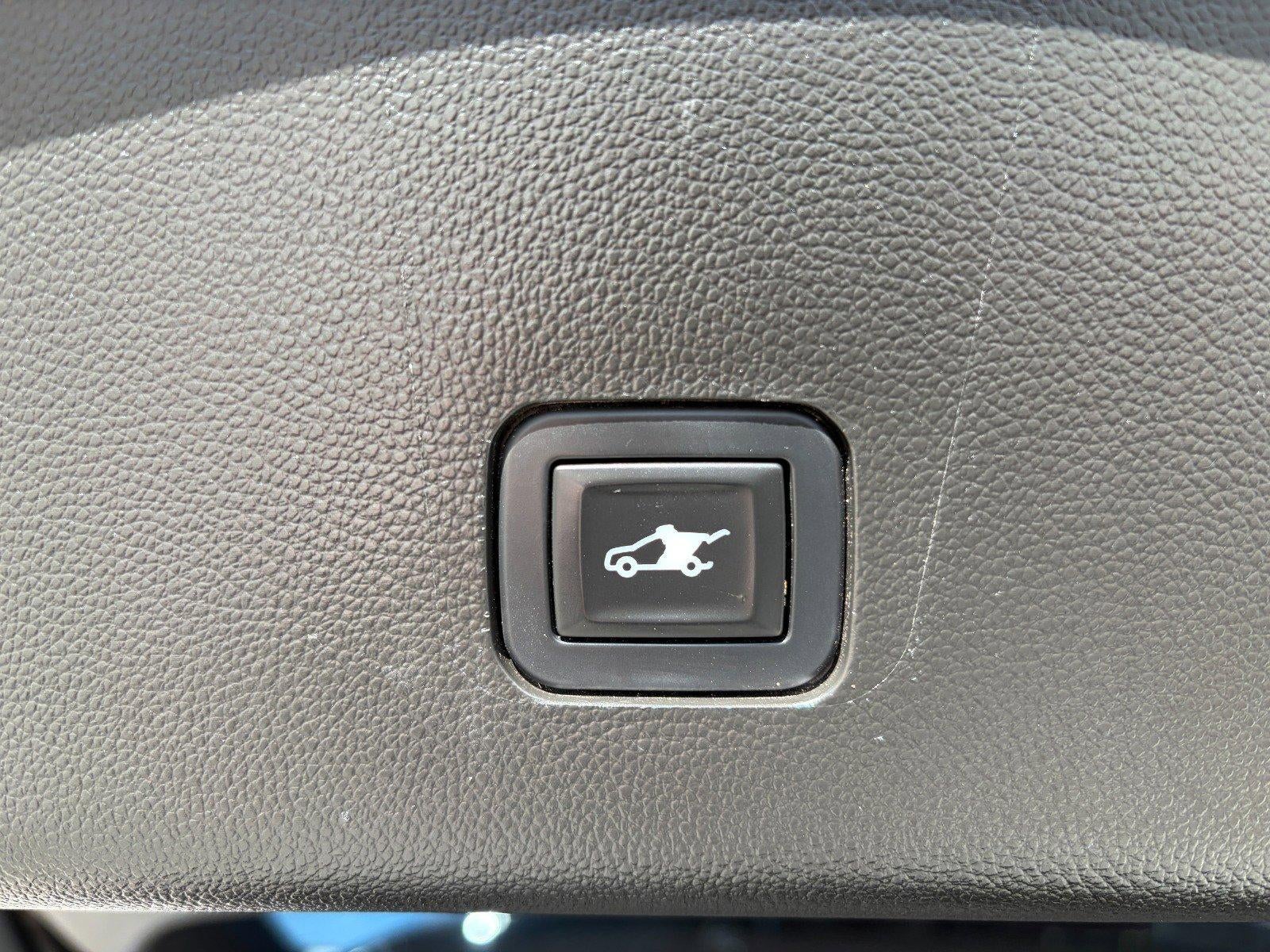 2018 Chevrolet Traverse 3LT, Convenience & Confidence Pkg, Surround Vision, Bose Premium Audio, Heated Front Seats