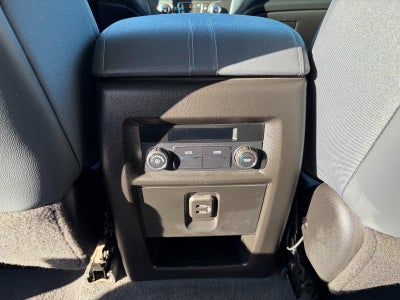 2020 Chevrolet Traverse 3LT, Black Accent Pkg, Confidence II Pkg, Rear Seat Infotainment, Heated Steering Wheel