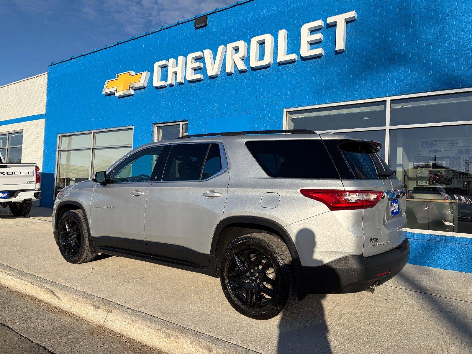 2020 Chevrolet Traverse 3LT, Black Accent Pkg, Confidence II Pkg, Rear Seat Infotainment, Heated Steering Wheel