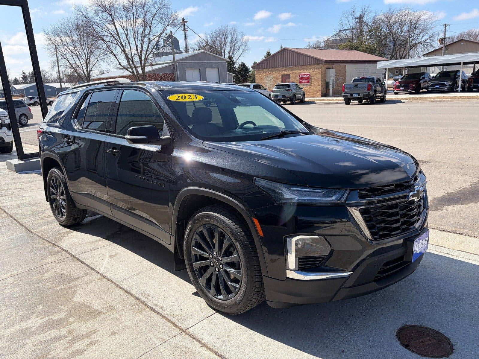 2023 Chevrolet Traverse RS