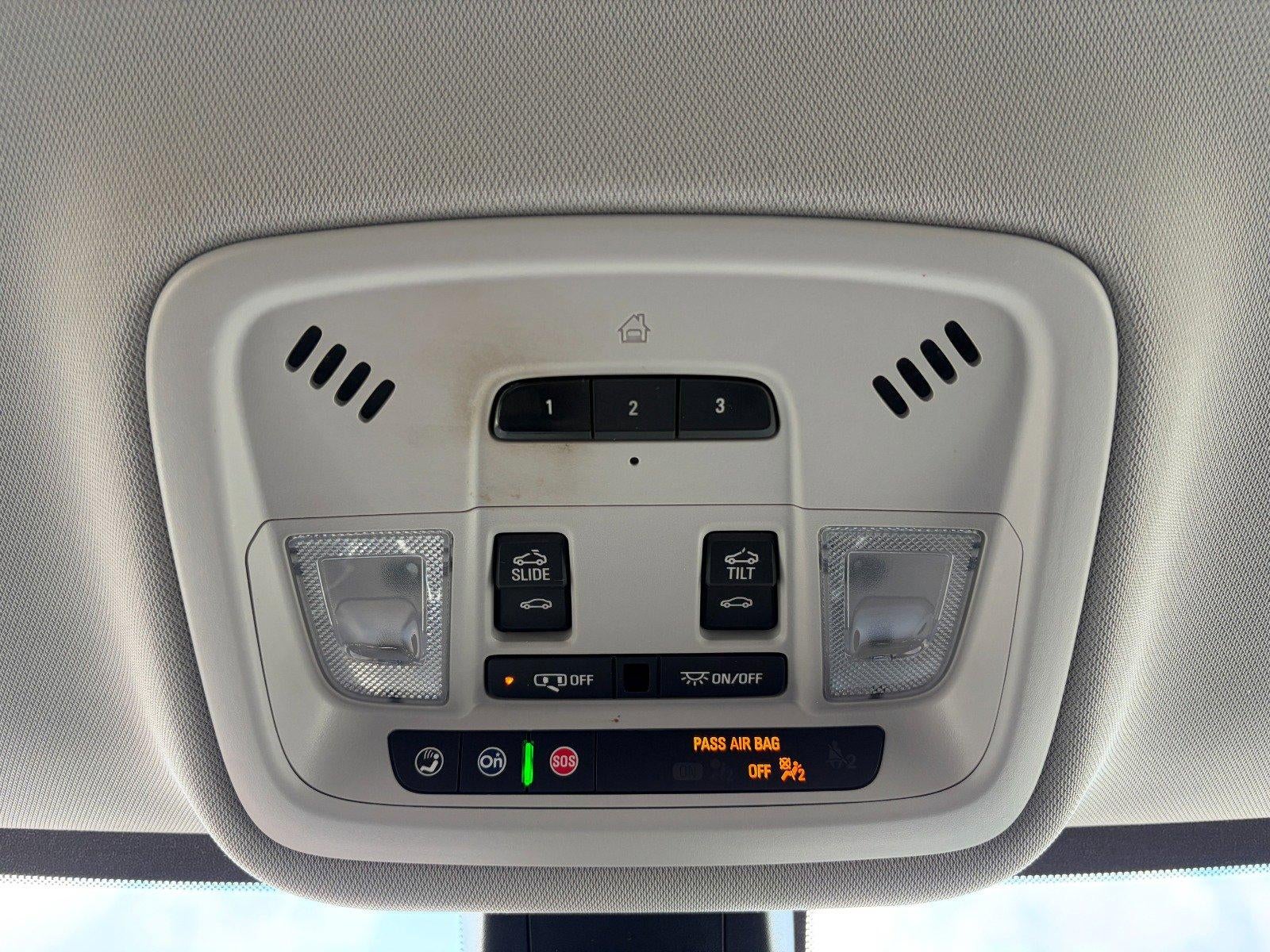 2021 Chevrolet Traverse Premier, Confidence II Pkg, Dual Sunroof, Surround Vision, Heated & Vented Front Seats