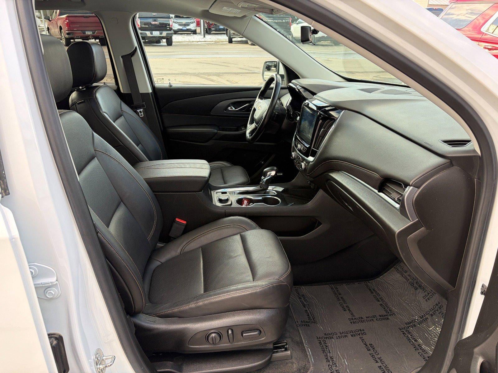 2021 Chevrolet Traverse Premier, Confidence II Pkg, Dual Sunroof, Surround Vision, Heated & Vented Front Seats