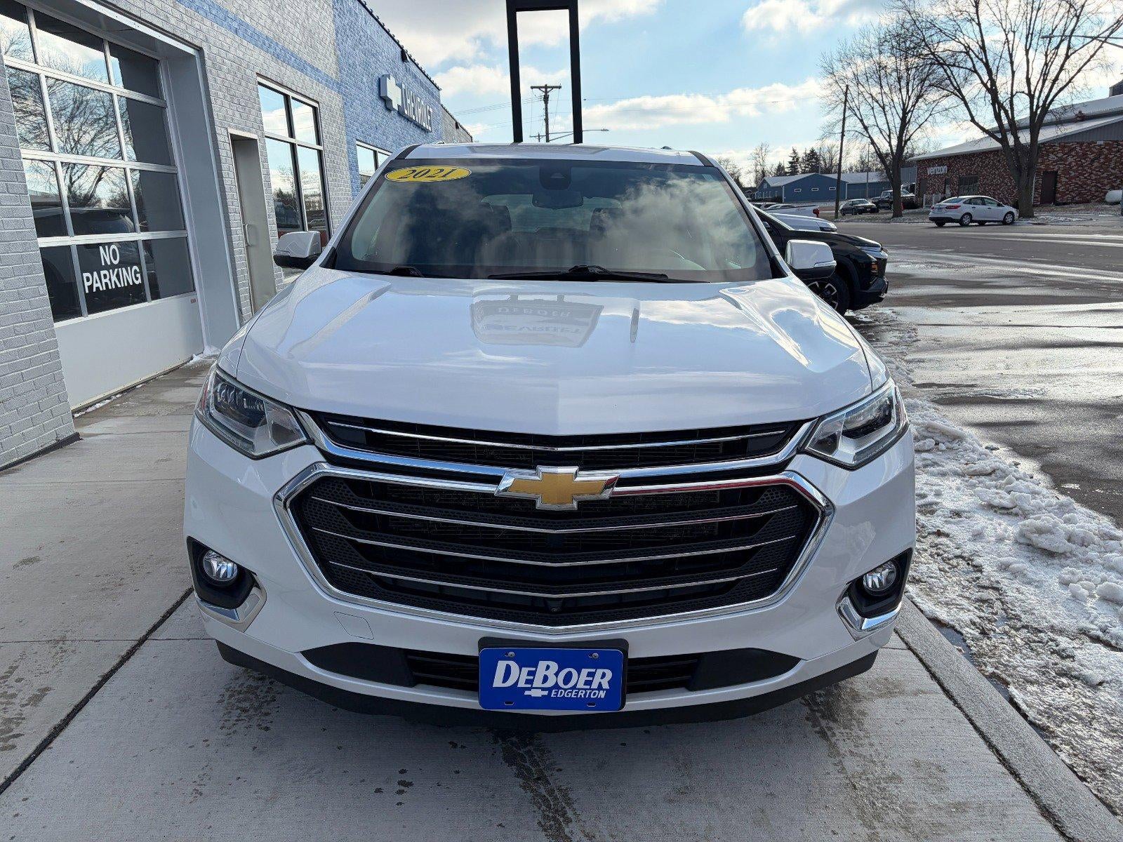2021 Chevrolet Traverse Premier, Confidence II Pkg, Dual Sunroof, Surround Vision, Heated & Vented Front Seats