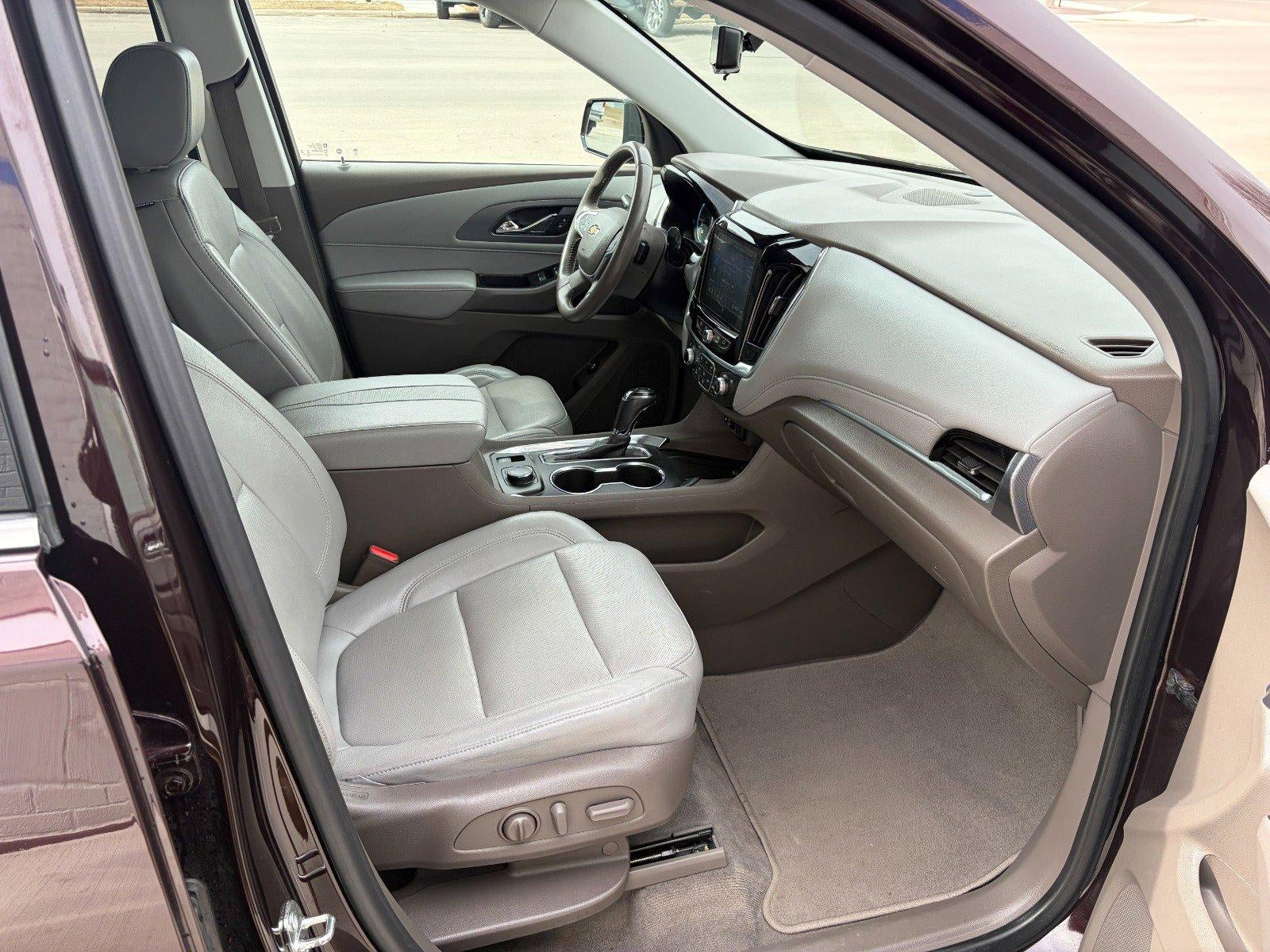 2020 Chevrolet Traverse Premier, Heated & Cooled Seats, Heated 2nd Row Seats, Heated Steering Wheel, Bose Audio