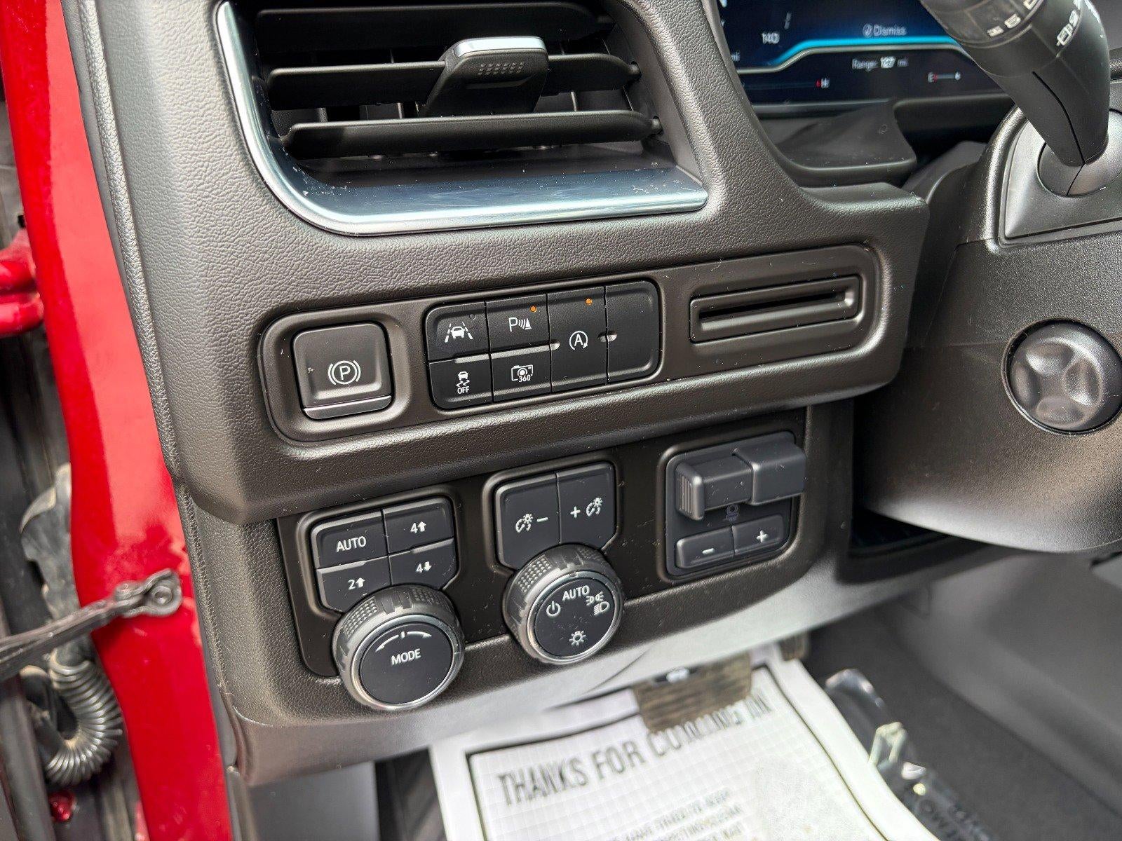 2023 Chevrolet Suburban RST