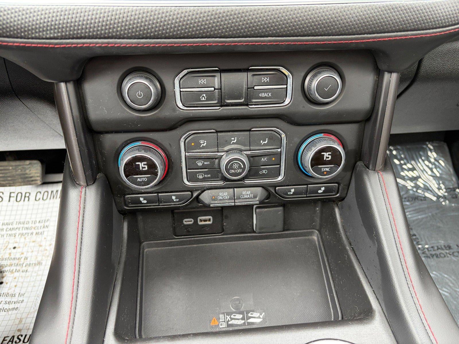 2023 Chevrolet Suburban RST