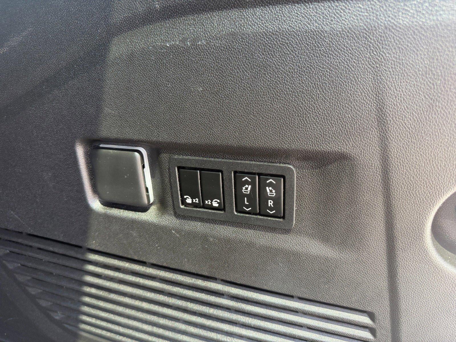2022 Chevrolet Suburban High Country