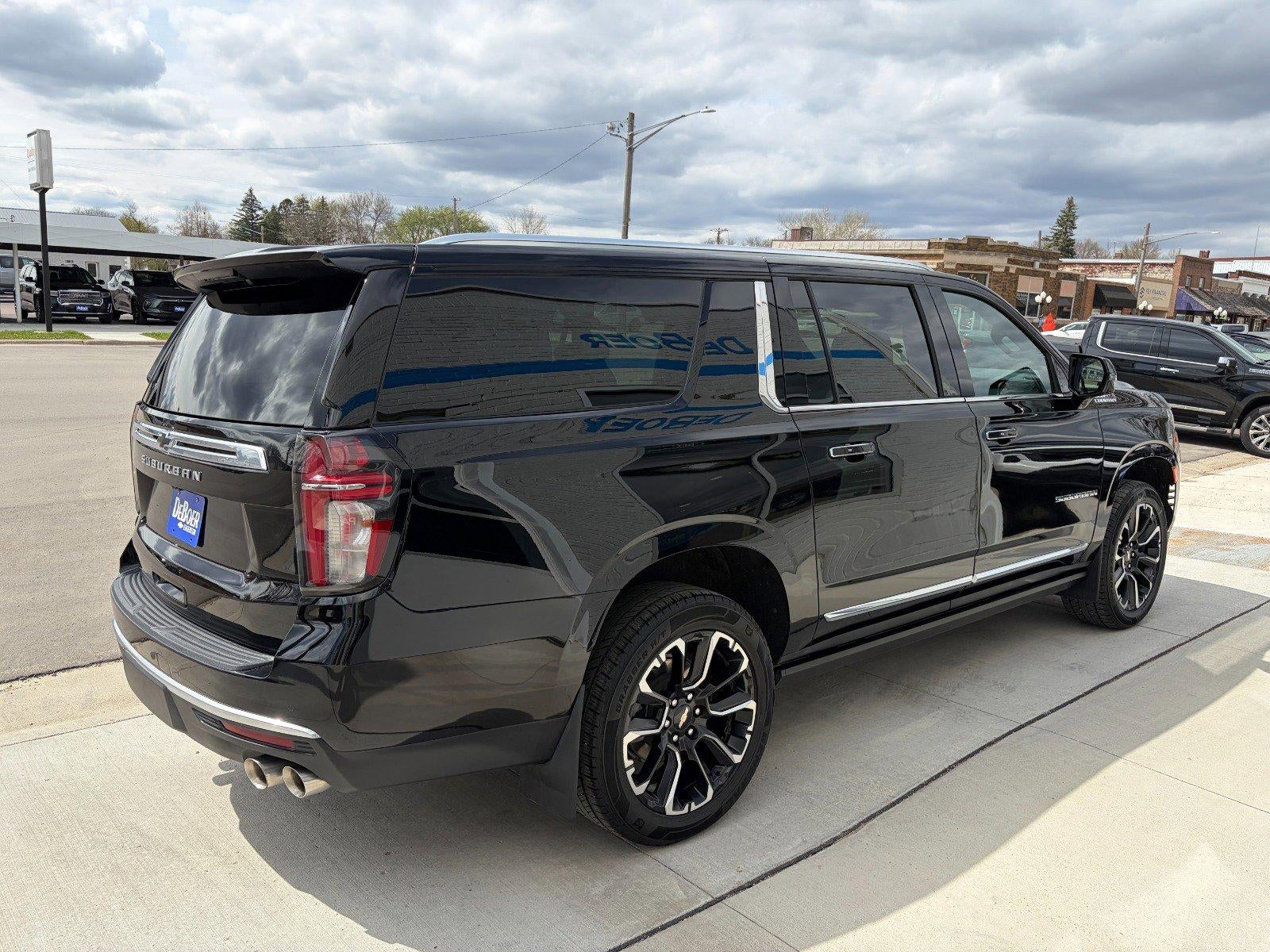 2023 Chevrolet Suburban High Country