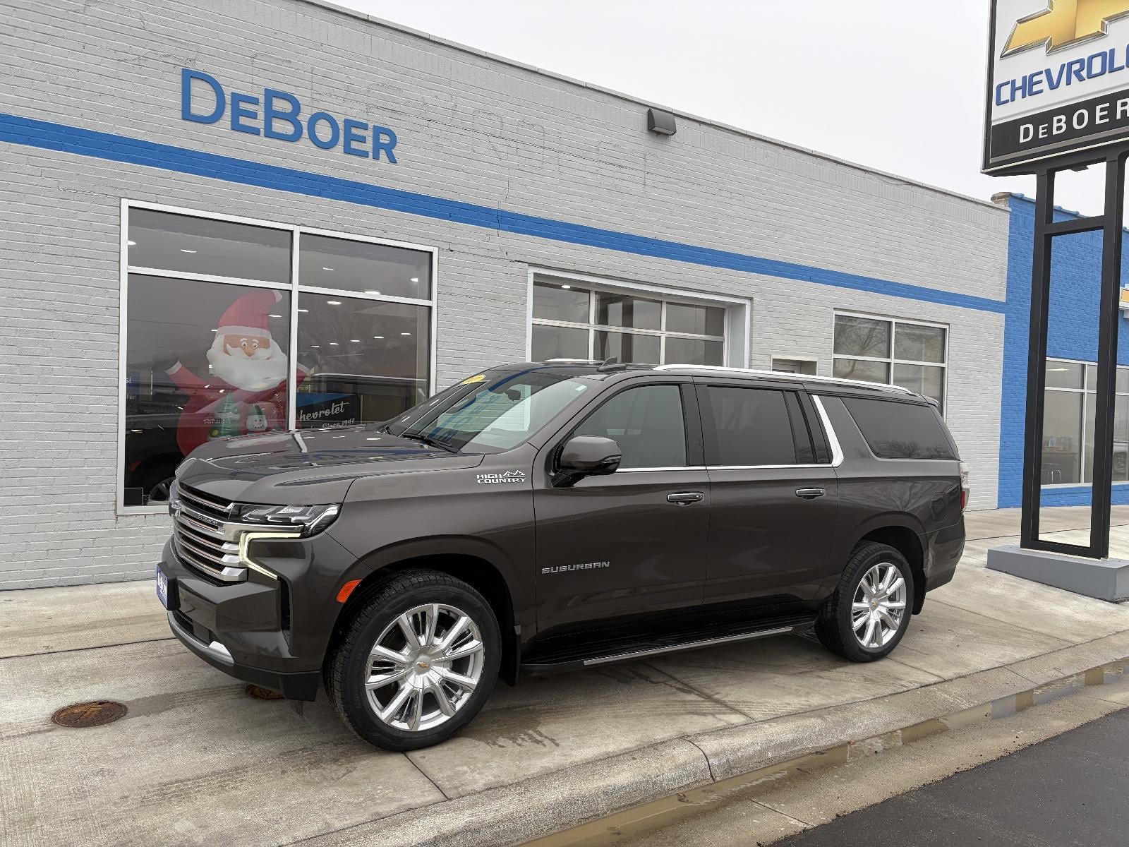 2021 Chevrolet Suburban 3.0L DURAMAX, High Country, Surround Vision, Heated & Cooled Front Seats, Head-Up Display