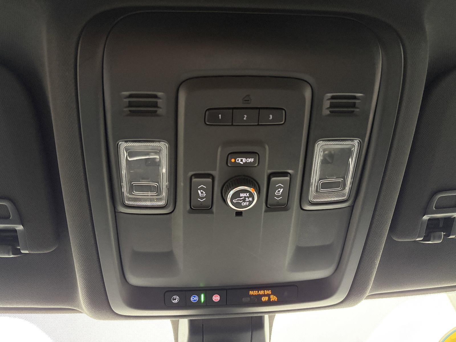 2021 Chevrolet Suburban 3.0L DURAMAX, High Country, Surround Vision, Heated & Cooled Front Seats, Head-Up Display